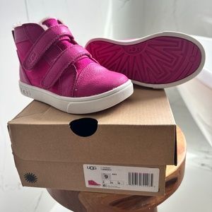 UGG Kids' Rennon II Suede Leather Boots (Toddler 9) Color:Raspberry Sorbet